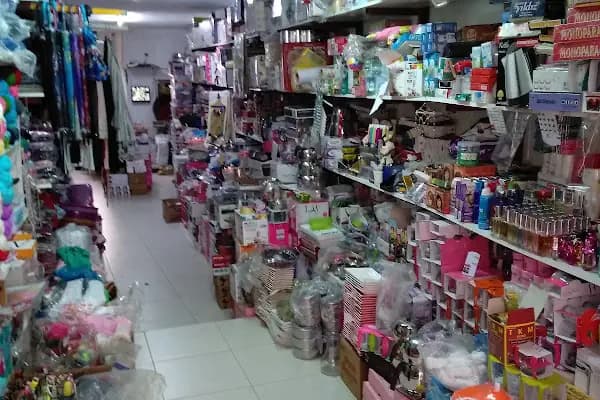 Gençler Market a şubesi - Alışveriş merkezi - Kahramanmaraş Afşin
