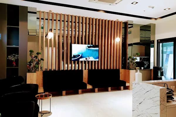 Dent Center Kentplaza Ağız ve Diş Sağlığı Polikliniği - Konya, Uzman Diş Hekimi,İmplant,Zirkonyum,Ortodonti - Diş Kliniği - Konya Selçuklu