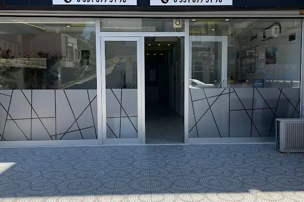 Diş Hekimi Mine Parlak - Diş Kliniği - Kocaeli Çayırova