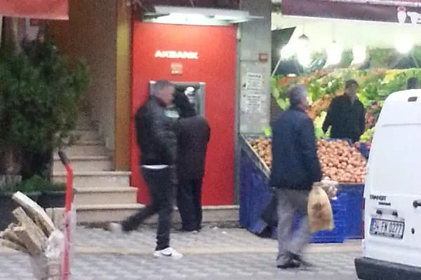Akbank ATM - ATM - İstanbul Bahçelievler