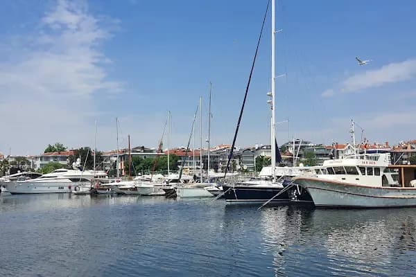 Yeşilköy Yat Limanı - Yat Kulübü - İstanbul Üsküdar