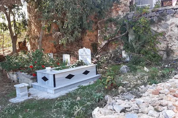 Kale Fener Mezarligi - Mezarlık - Antalya Alanya