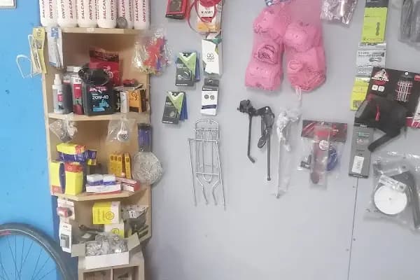 Yalçın Motor &amp; Bisiklet - Motosiklet Galerisi - İzmir Narlıdere