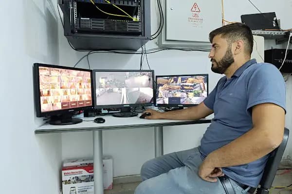 CEYLAN ELEKTRONİK TELEVİZYON KAMERA GÜVENLİK SİSTEMLERİ -UYDU-ÇANAK İNTERNET ALYAPI - Elektronik Tamir Dükkanı - Diyarbakır Kayapınar