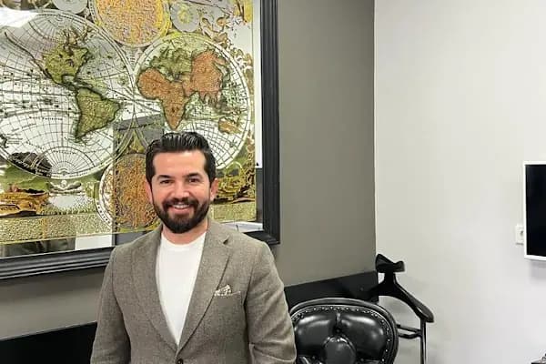 Uzm. Dr. Bilal Bulut, Dermatoloji Uzmanı ( Botoks, Dudak dolgusu, Mezoterapi, PRP, İp askı, Mersin) - Dermatolog - Mersin Yenişehir
