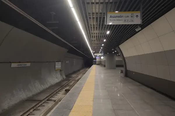 Mimar Sinan - Metro İstasyonu - İstanbul Bağcılar