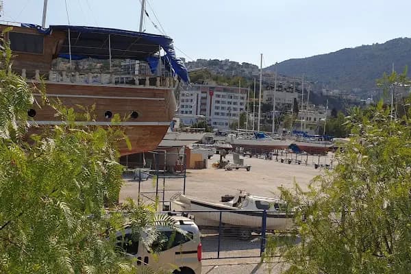 Finike Aile Çay Bahçesi - Çay bahçesi - Antalya Serik