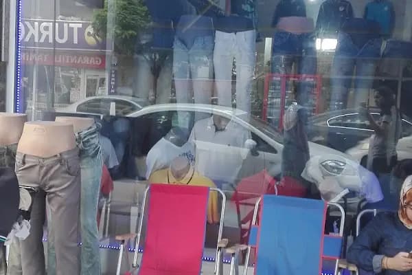 Vural Giyim Mezuniyet Cübbesi Kep İmalat Toptan | Okul Yargı Avukat Kıyafetleri - Giyim mağazası - İstanbul Küçükçekmece
