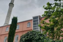 Ulu Kubbeli Cami