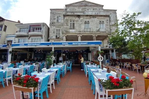 Burgazada - Feribot İskelesi - İstanbul Üsküdar