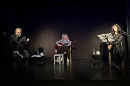 Kabare Sahnesi