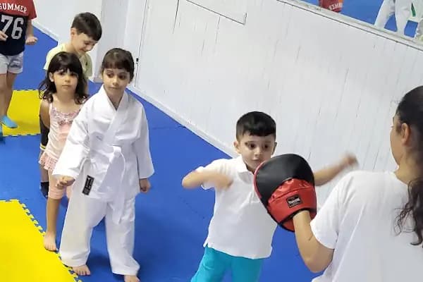 Tunçel Spor Kulübü - Spor salonu - İstanbul Avcılar