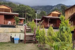 KARAÖZ SERENİTY BUNGALOV