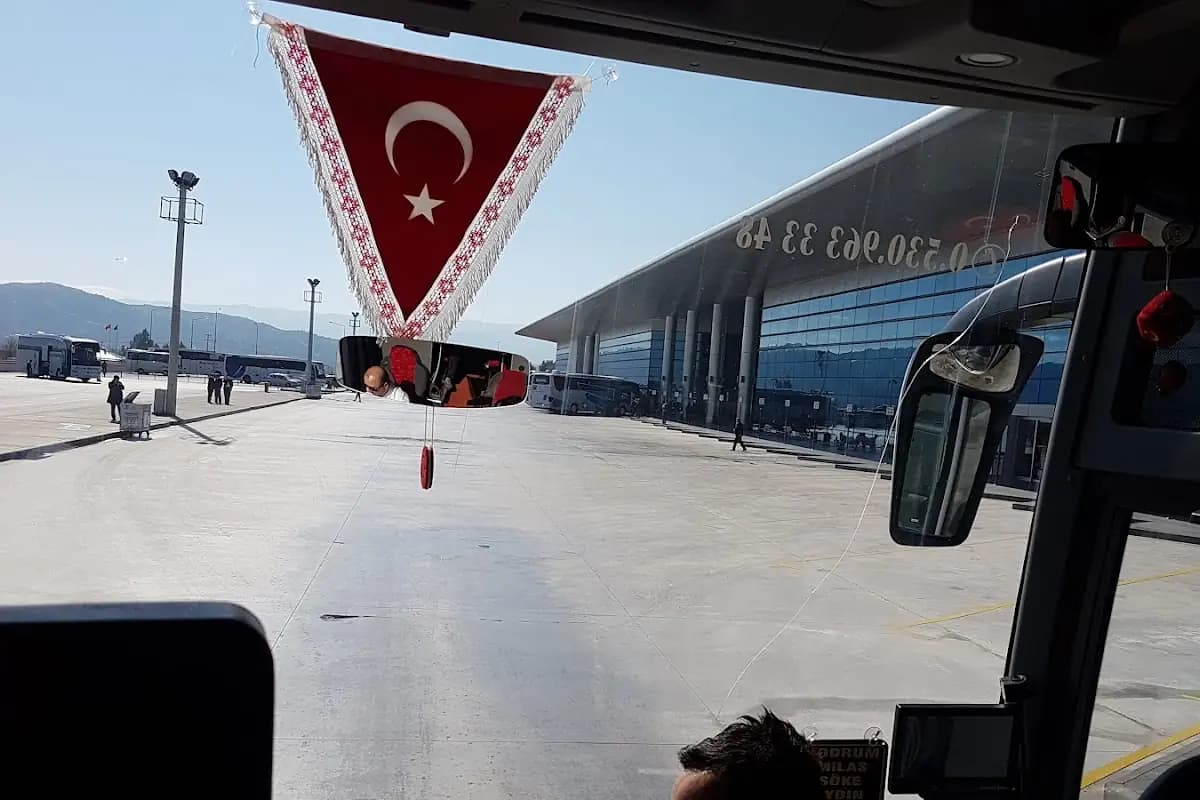 Otobüs Garajı