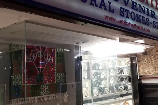 Antika Hediyelik - Mağaza - Antalya Döşemealtı