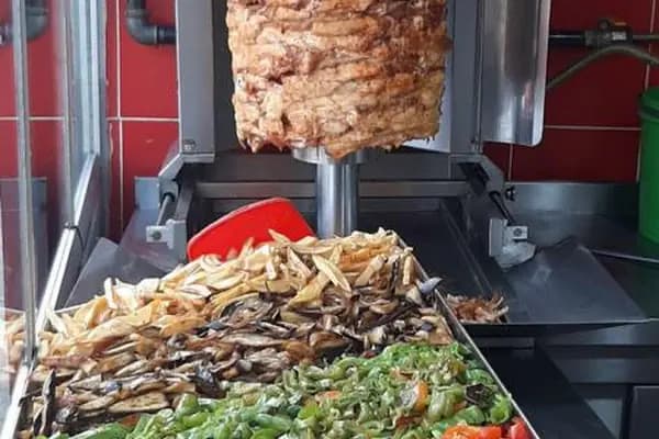 Molla Döner Arnavutköy Merkez Şube 2 - Dönerci - İstanbul Arnavutköy