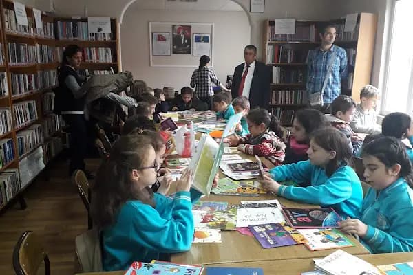 İznik Halk Kütüphanesi - Kütüphane - Bursa Gemlik