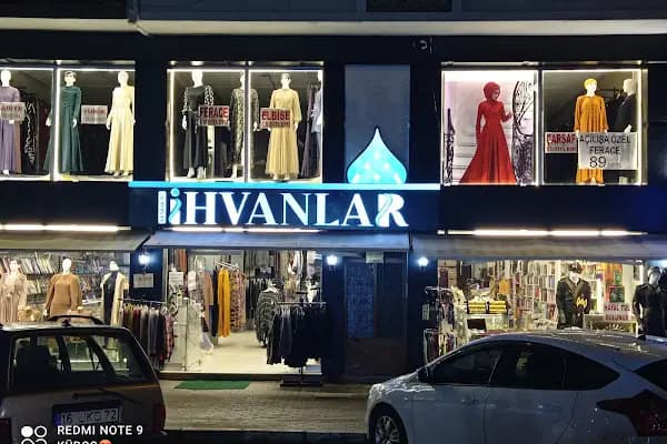 İHVANLAR GİYİM VE HAC MALZEMELERİ - Hediyelik eşya mağazası - Bursa Nilüfer