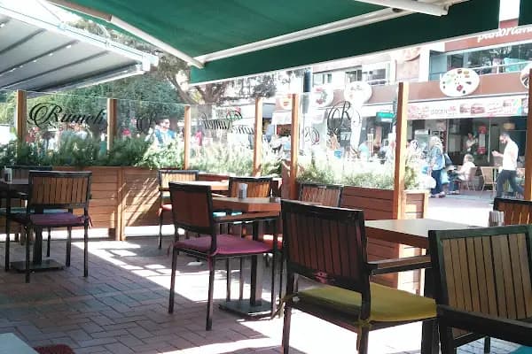 Rumeli Bistro - Kafe - İzmir Buca