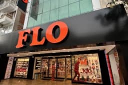 FLO Bergama Cadde Mağazası