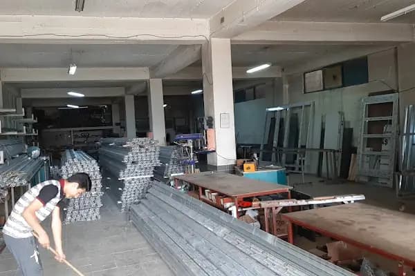 Ömer faruk KAYA KRAL CAM BALKON SISTEMLERI - Kurumsal Ofis - Ankara Altındağ