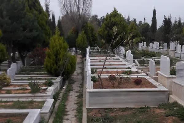 Yeni Kayabaşı Mezarlığı - Mezarlık - İstanbul Çekmeköy