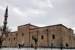İplikçi Camii