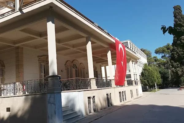 Sgk İzmir Buca Yerleşkesi - Devlet Dairesi - İzmir Buca