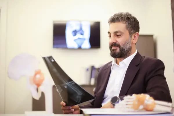 Op. Dr. Taner Aksu - Doktor - İstanbul Sultanbeyli