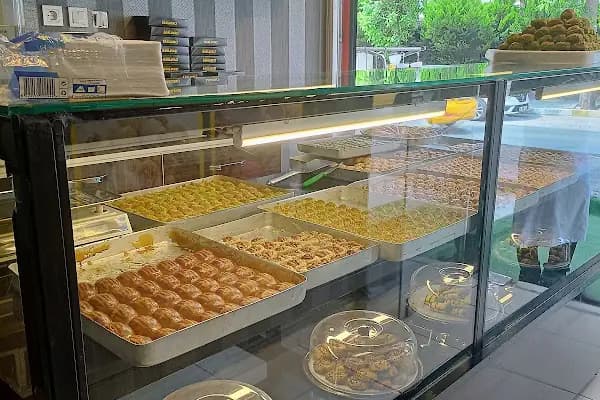 Vinyl Waffle &amp; Coffee Shop - Kahve dükkanı - İstanbul Ataşehir