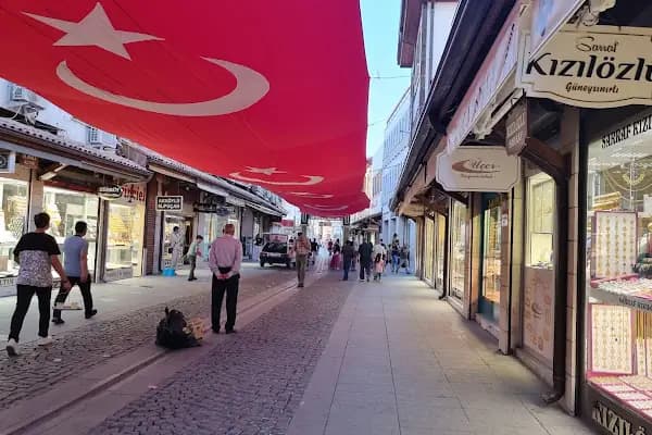Tarihi Bedesten Çarşı - Giyim mağazası - Konya Meram