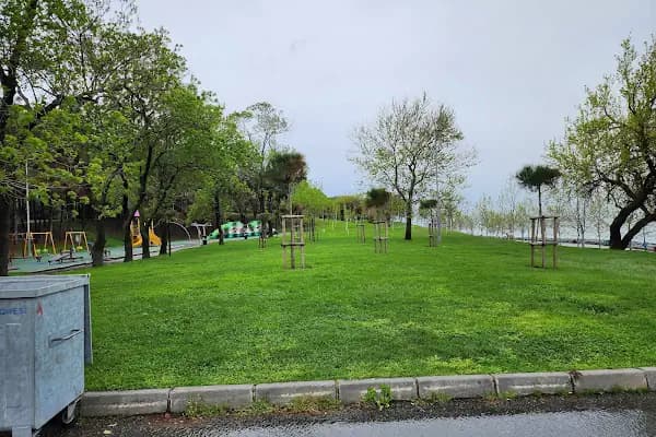 Florya Sahil - Yürüyüş Alanı - İstanbul Avcılar