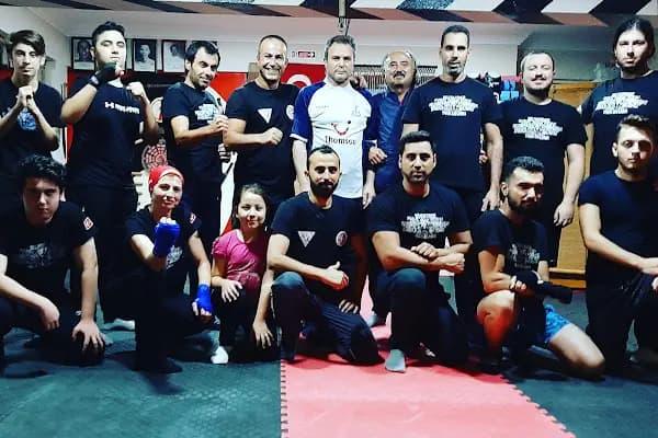 İZMİR KICK BOXİNG &amp; WUSHU ACADEMY ( İ.K.W.A.) - Dövüş Sanatları Okulu - İzmir Bayraklı