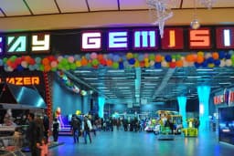 Uzay Gemisi Eğlence Merkezi