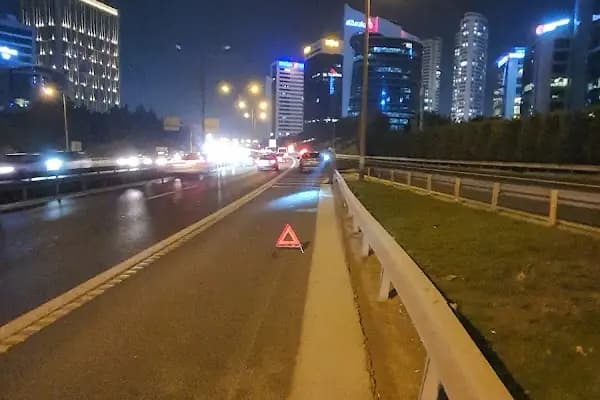 Avis Ataşehir - Araba Kiralama Şirketi - İstanbul Başakşehir