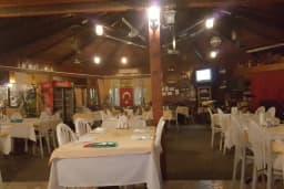 Petek Restoran