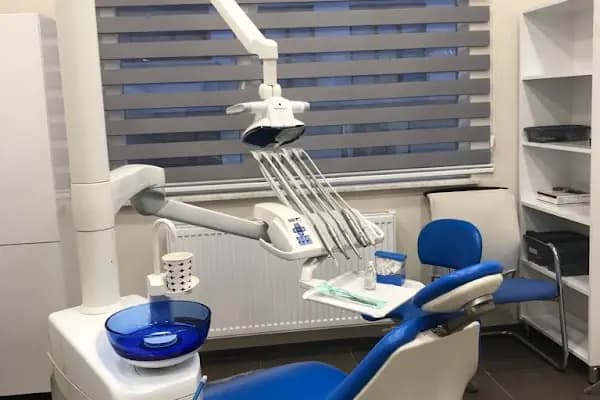 KLİNİK MAYA AĞIZ VE DİŞ SAĞLIĞI POLİKLİNİĞİ - Diş Kliniği - Bursa Nilüfer
