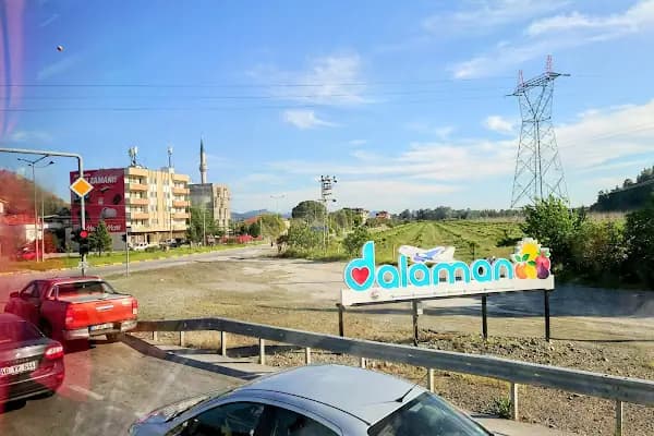 Dalaman şehir merkezi - Şehir Parkı - Muğla Menteşe