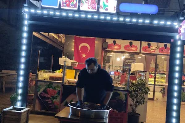 Âlâ Çiğköfte - Çiğ Köfteci - Adana Aladağ