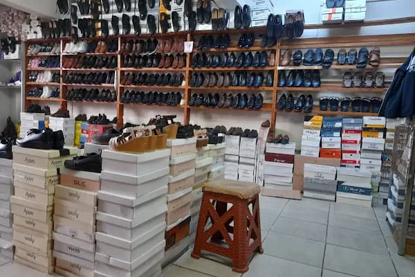 Öztürk Kundura Perakende Satış Ve Tamir Yeri - Ayakkabı Tamircisi - İstanbul Maltepe