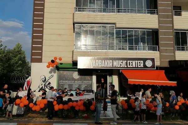 DİYARBAKIR MUSIC CENTER - Müzik Okulu - Diyarbakır Kayapınar