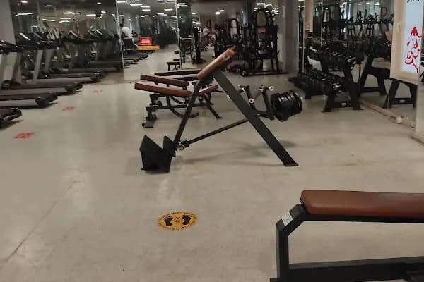 Mavera Yüzme Havuzu Ve Spor Kompleksi - Spor kompleksi - Gaziantep Şahinbey
