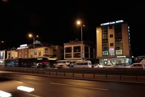 Demir Suite Hotel - Otel - İstanbul Avcılar