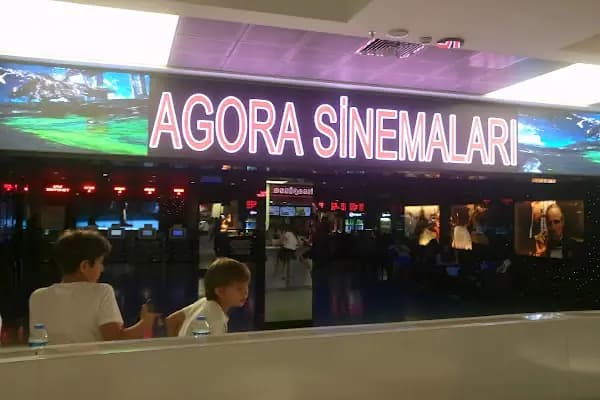 Agora Sinemaları - Sinema Salonu - İzmir Balçova