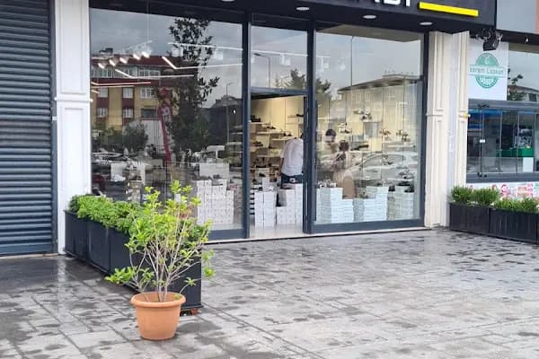 Ünal Ayakkabı - Ayakkabı mağazası - İstanbul Esenyurt