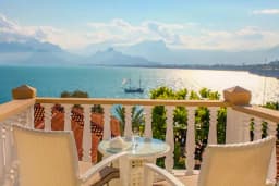 Bacchus Butik Otel and Rent a Car