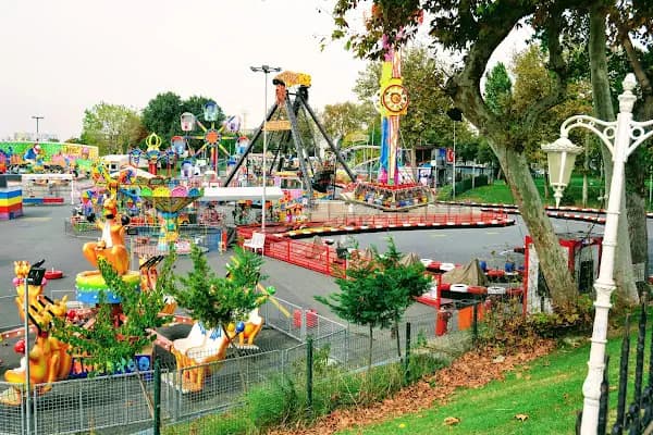 Florya Leroz Eğlence Merkezi - Lunapark - İstanbul Üsküdar