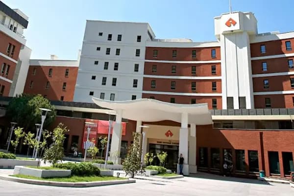 İzmir Ekonomi Üniversitesi - Üniversite - İzmir Balçova