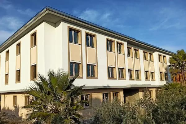 İhsaniye Talebe Yurdu - Yatılı Ev - Adana Aladağ