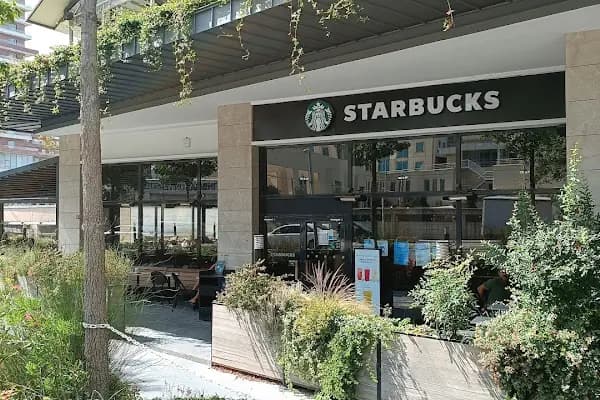 Starbucks - Kahve dükkanı - İstanbul Üsküdar